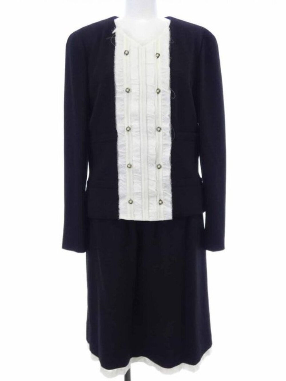 Chanel 04 P Suit Vintage